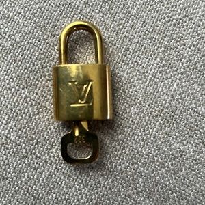 Louis Vuitton Lock and Key # 322